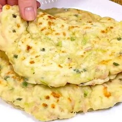 За хлебом не хожу! На завтрак делаю вкусный кабачковые лепешки - Вкусные рецепты - медиаплатформа МирТесен