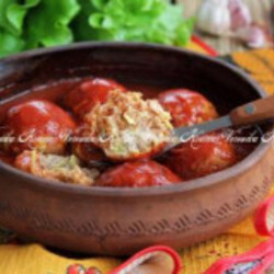 Тефтели с пекинской капустой