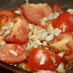 Это действительно самые вкусные помидоры, которые я пробовала. И маринуются очень быстро