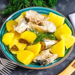 Скумбрия с картошкой в мультиварке - пошаговый рецепт с фото на Повар.ру