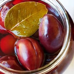 Рецепт вкусных маринованных слив на зиму. Потрясающая закуска! - Вкусные рецепты - медиаплатформа МирТесен