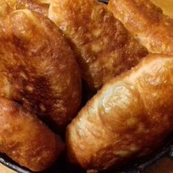 Секрет приготовления пирожков-лаптей: пышные, нежные, корочка слегка хрустит и тут же тает во рту - Вкусные рецепты - медиаплатформа МирТесен