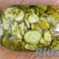 Рецепт вкусных, хрустящих маринованных огурцов - 4 пошаговых фото в рецепте