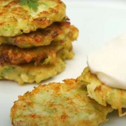 Вкусные оладьи из кабачков с творогом - Вкусные рецепты - медиаплатформа МирТесен