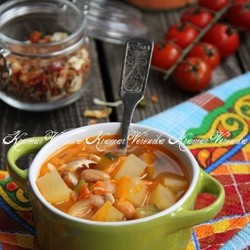 Рассольник с фасолью и солёными огурцами - 10 пошаговых фото в рецепте