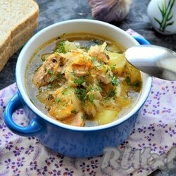 Щи из квашеной капусты в духовке