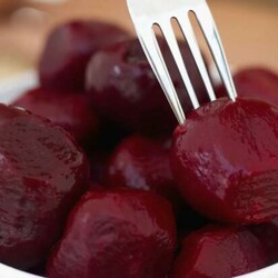 Варю или запекаю за раз 2 килограмма свеклы и готовлю потом всю неделю "шустрые" салаты - БУДЕТ ВКУСНО! - медиаплатформа МирТесен