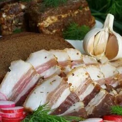 Соленое сало: 4 рецепта закуски