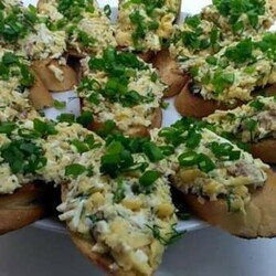 Бутерброды с печенью трески: эти бутерброды будут пользоваться особым успехом - Скатерть-Самобранка - медиаплатформа МирТесен