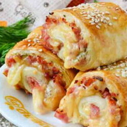Рулетики-слойки с ветчиной, сыром и зеленью, которые обожают все - Вкусные рецепты - медиаплатформа МирТесен