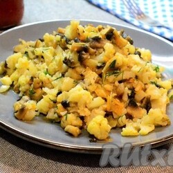 Цветная капуста с шампиньонами на сковороде - 9 пошаговых фото в рецепте