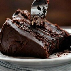 Влажный шоколадный торт