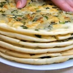 Тонкие картофельные лепешки с луком - Вкусные рецепты - медиаплатформа МирТесен