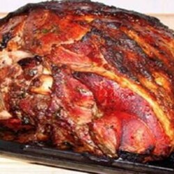 Запеченная рулька в особом маринаде! Наконец-то получилась эта румяная корочка - Скатерть-Самобранка - медиаплатформа МирТесен