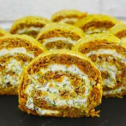 Это чудо готовится из моркови! Ну очень вкусный и нежный морковный рулет! - БУДЕТ ВКУСНО! - медиаплатформа МирТесен