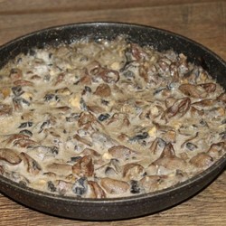 Ужин за считанные минуты. Соус просто бомбезный. Обожаю этот рецепт