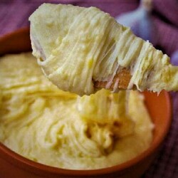 Сырное пюре.