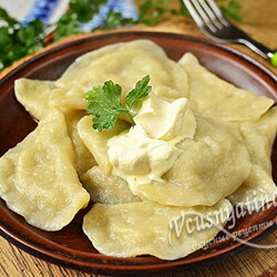 Вареники с салом и сырой картошкой