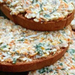 Бюджетная аппетитная намазка на хлеб - Вкусные рецепты - медиаплатформа МирТесен