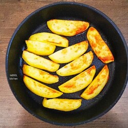 Больше не варю картошку на САЛАТЫ: увидела секрет, который используют в ресторане, чтобы было вкусней и теперь делаю так же - Вкусные рецепты                                             - 8 февраля                                             - 431817