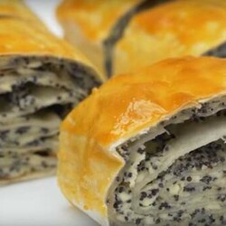 Творожно-маковый рулет на скорую руку - Четыре вкуса - медиаплатформа МирТесен