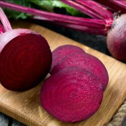 Каждую осень я запекаю по 3 свеклы в неделю и готовлю потрясающие салаты: 3 рецепта - Вкусные рецепты - медиаплатформа МирТесен