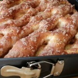 Потрясающий яблочный пирог из сдобного теста: и стол, и руки останутся чистыми - Вкусные рецепты - медиаплатформа МирТесен