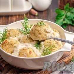 Куриные тефтели в сметанном соусе в духовке - 14 пошаговых фото в рецепте