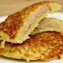 Аппетитные деруны с мясной начинкой - Вкусные рецепты - медиаплатформа МирТесен