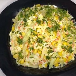 Любимый салат с крабовыми палочками - Вкусные рецепты - медиаплатформа МирТесен
