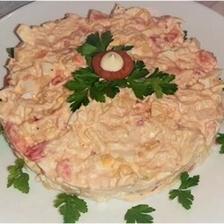 Прекрасный салат с куриным филе, сыром и помидорами - Четыре вкуса                                             - 13 сентября                                             - 43317827996 - Медиаплатформа МирТесен