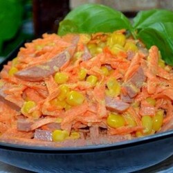 Частый гость на моем столе — Салат с копченой колбасой и морковью - Вкусные рецепты - медиаплатформа МирТесен