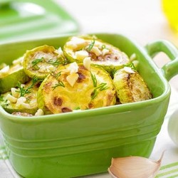 Жареные кабачки с сыром и чесноком