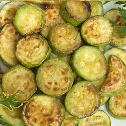 10 рецептов жареных кабачков с хрустящей корочкой или аппетитными соусами - БУДЕТ ВКУСНО! - медиаплатформа МирТесен
