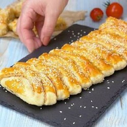 Слоеный пирог с квашеной капустой: просто, быстро и очень вкусно - Вкусные рецепты - медиаплатформа МирТесен