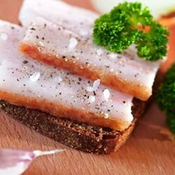 Так готовят сало все мои друзья. «Сухой» метод засолки сала в пленке - Скатерть-Самобранка - медиаплатформа МирТесен