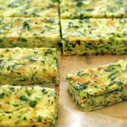 Отличная закуска: батончики с зеленью и сыром