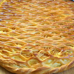 Пирог с яблоками и абрикосовым джемом - Четыре вкуса - медиаплатформа МирТесен