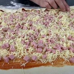 Булочки мини-пицца на скорую руку! Когда хочется чего то вкусненького - Скатерть-Самобранка - медиаплатформа МирТесен