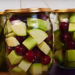 Необычная заготовка: кабачки с вишней на зиму - Вкусные рецепты - медиаплатформа МирТесен