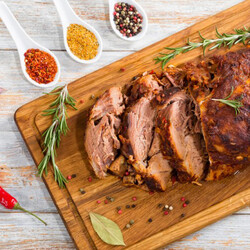 10 способов приготовить буженину так, чтобы захотелось добавки