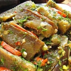 Рецепт маринованных баклажан с чесночком, перцем и зеленью - Вкусные рецепты - медиаплатформа МирТесен