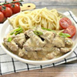 Бефстроганов из говядины в мультиварке