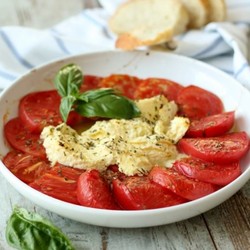 Помидоры запечённые с фетой