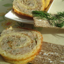 О покупной колбасе уже и не вспоминаю благодаря гениальному рецепту вкуснейшего рулета