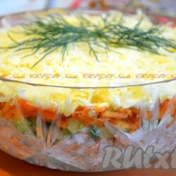 Салат с копченой курицей, корейской морковью и огурцом - 7 пошаговых фото в рецепте