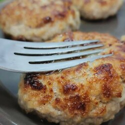 Многие жарят котлеты неправильно! Мой секрет сочных котлет на сливочном масле - Вкусные рецепты - медиаплатформа МирТесен