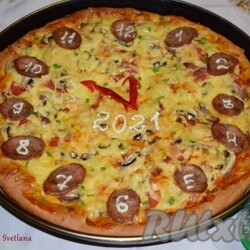 Новогодняя пицца - 20 пошаговых фото в рецепте