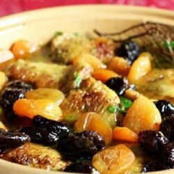 Куриные бедрышки с сухофруктами: самый вкусный ужин - Вкусные рецепты - медиаплатформа МирТесен