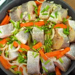 Рыба как раки! Как вкусно и просто приготовить минтай или хек - БУДЕТ ВКУСНО! - медиаплатформа МирТесен